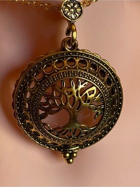 Vintage Tree of Life Pendant Necklace | Hidden 5X Magnifying Mirror | 36” Chain